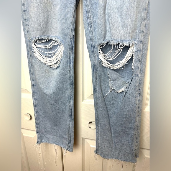 PAIGE Denim Noella Straight Raw Hem Jeans Doretta Destructed Wash Distressed - Picture 6 of 16